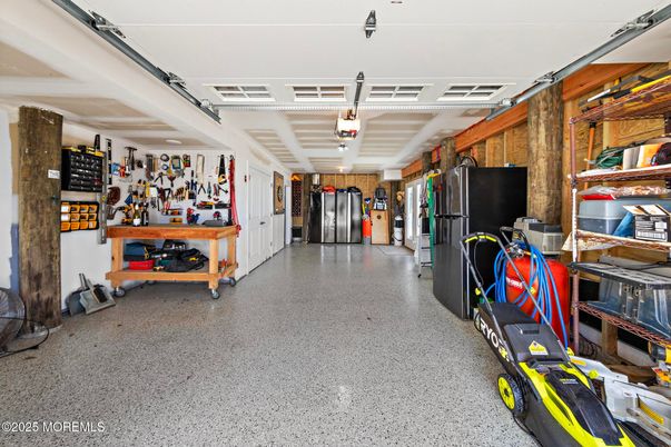 Garage, Interior