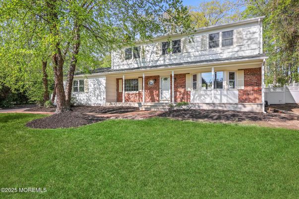 Exterior, Facade, Brick Facade, Split Level