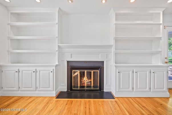Fireplace, Interior, Recessed Lighting, Wood Texture Flooring