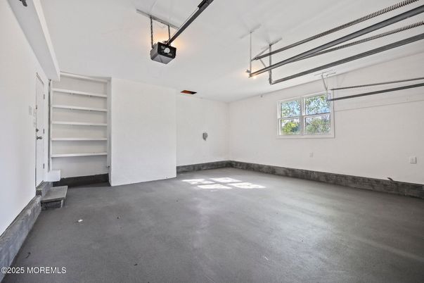 Garage, Interior