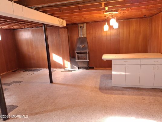 Empty room, Interior, Pendant Lights, Wooden Beams, Wooden Walls