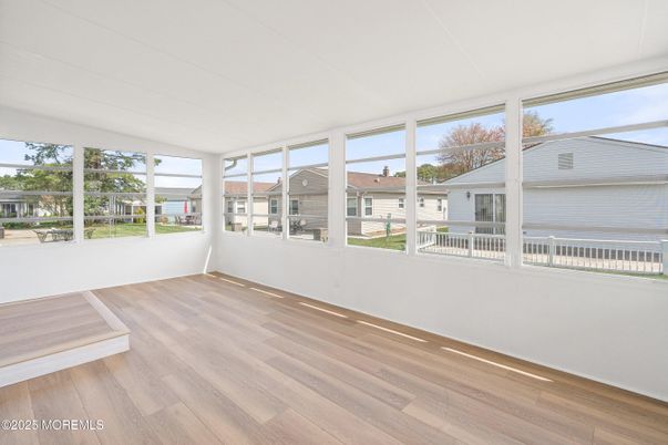 Empty room, Interior, Sun Room, Wood Texture Flooring
