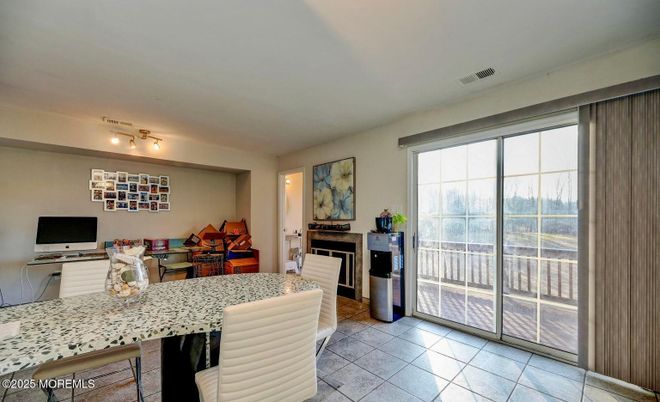 Dining room, Interior