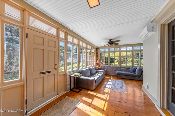 Interior, Living room, Sun Room, Wood Texture Flooring