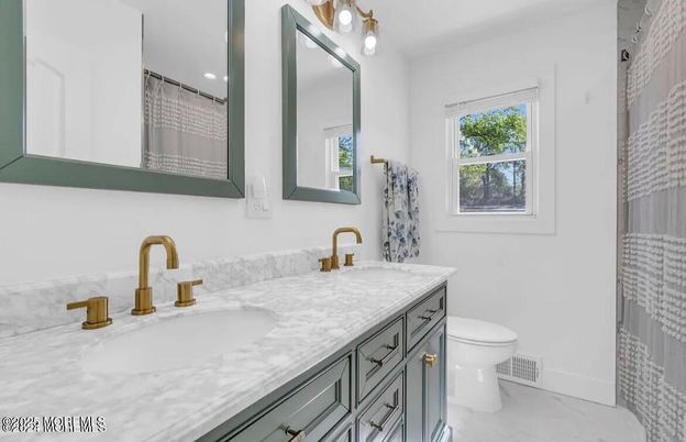 Bathroom, Dual Sink Vanities, Interior, Marble