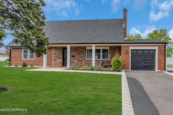 Attached, Exterior, Facade, Brick Facade, Cape Cod