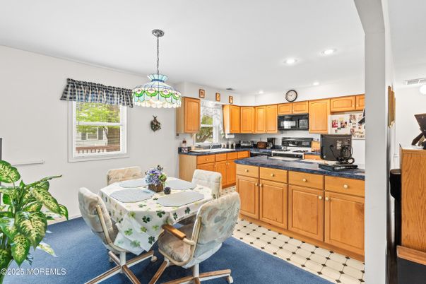 Dining room, Interior, Kitchen, Pendant Lights, Recessed Lighting