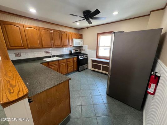 Interior, Kitchen, Recessed Lighting