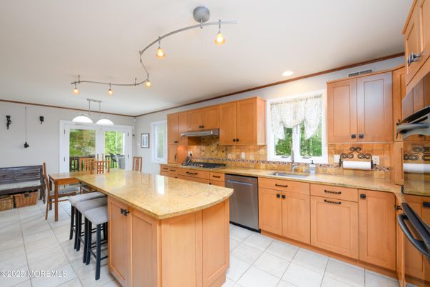 Dining room, Interior, Kitchen, Recessed Lighting