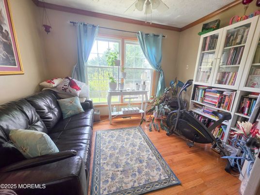 Fitness Equipment, Interior, Living room, Wood Texture Flooring