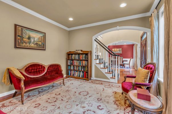 Chandelier, Interior, Recessed Lighting, Wood Texture Flooring