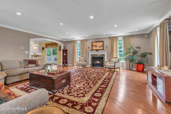 Fireplace, Interior, Living room, Pendant Lights, Recessed Lighting, Wood Texture Flooring