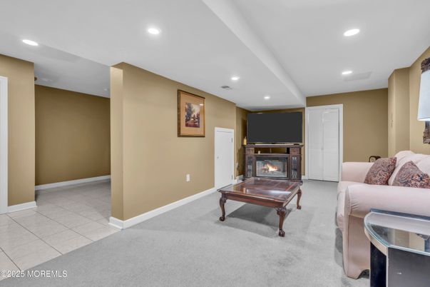 Fireplace, Interior, Recessed Lighting