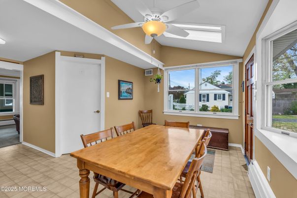 Dining room, Interior