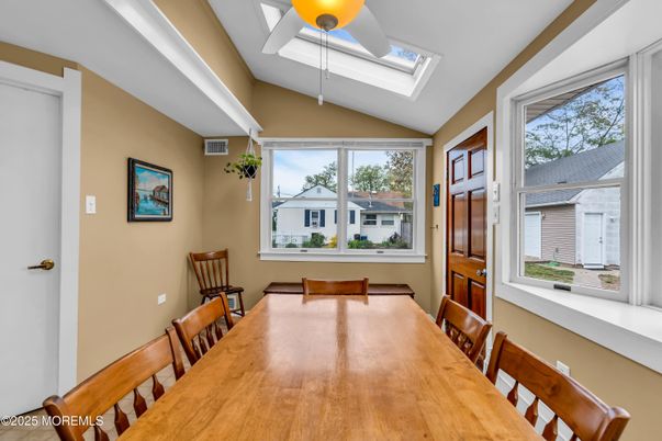 Dining room, Interior