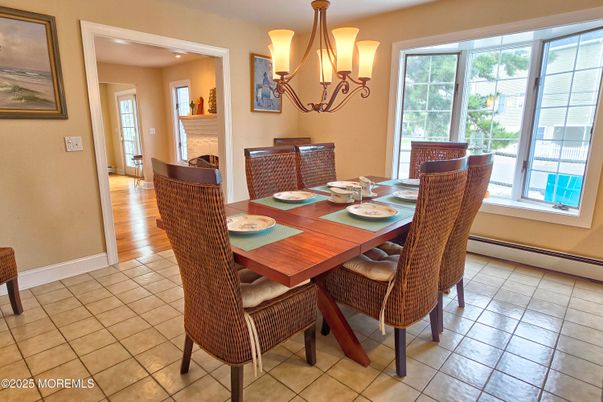 Chandelier, Dining room, Fireplace, Interior, Recessed Lighting