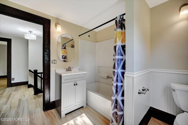 Bathroom, Interior, Wood Texture Flooring