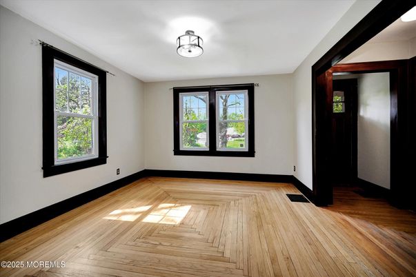 Elevator, Empty room, Interior, Wood Texture Flooring