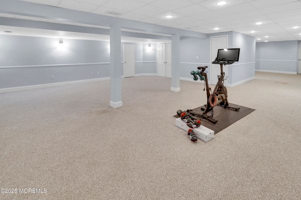 Fitness Equipment, Interior, Recessed Lighting