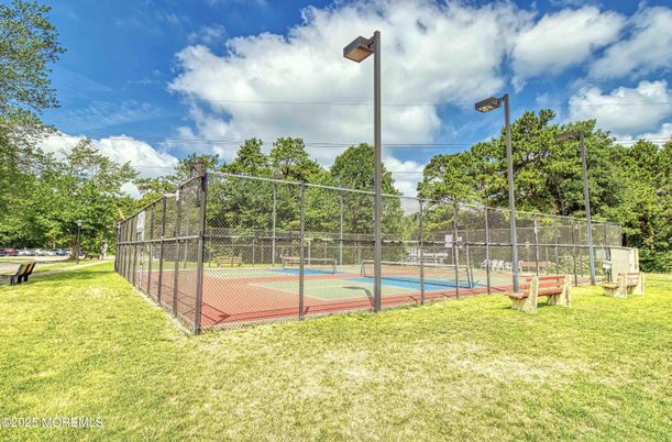 Exterior, Tennis Courts