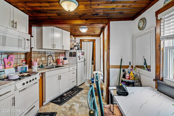 Interior, Kitchen, Wooden Ceilings