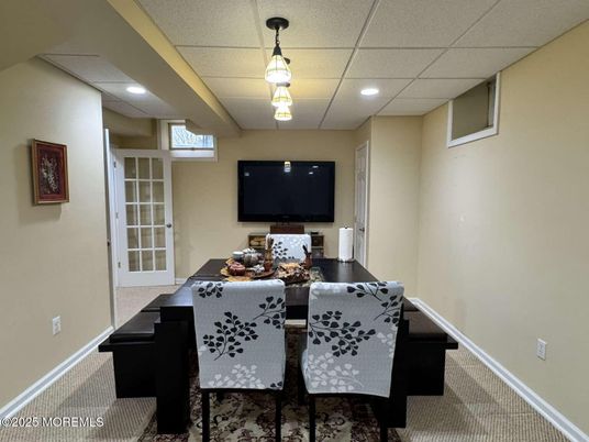Dining room, Interior, Recessed Lighting