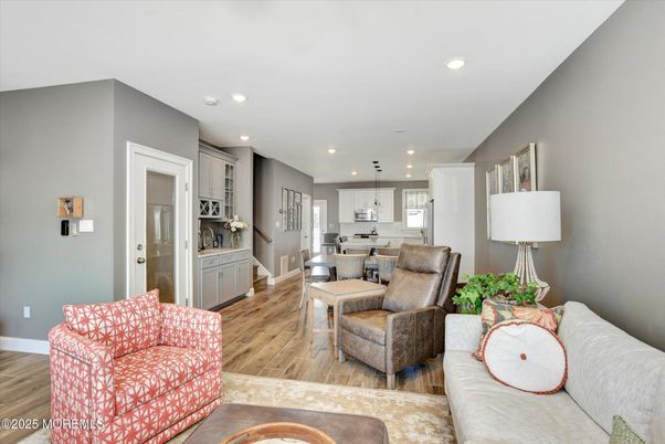 Dining room, Interior, Kitchen, Living room, Pendant Lights, Recessed Lighting, Wood Texture Flooring