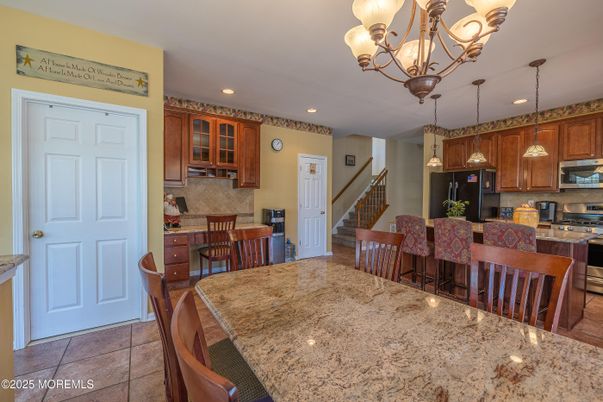 Chandelier, Dining room, Interior, Kitchen, Pendant Lights, Recessed Lighting, Stainless Steel Appliances
