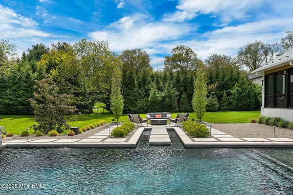 Exterior, Pool, Water