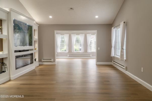 Empty room, Interior, Recessed Lighting, Wood Texture Flooring