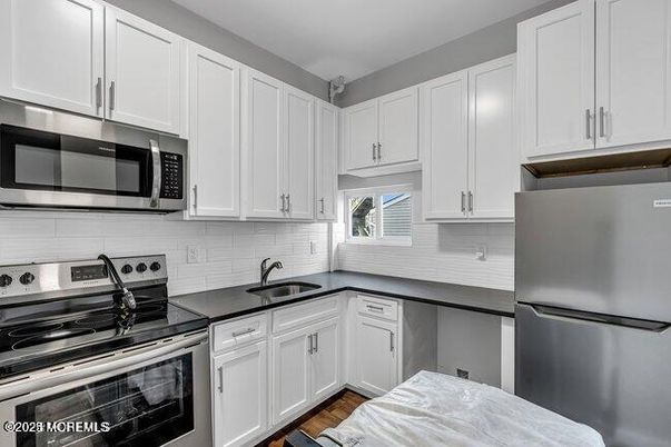 Interior, Kitchen, Stainless Steel Appliances, Wood Texture Flooring
