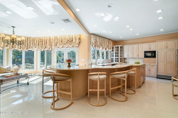 Chandelier, Interior, Kitchen, Recessed Lighting, Stainless Steel Appliances