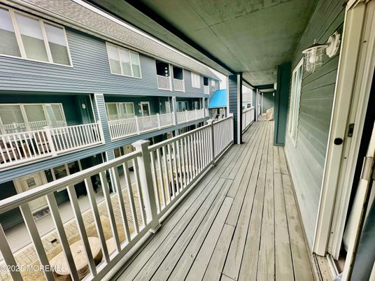 Exterior, Wood Texture Flooring