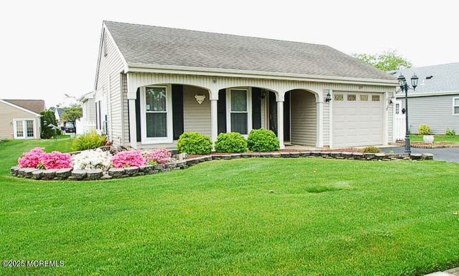 Attached, Backyard, Exterior, Facade, Cape Cod