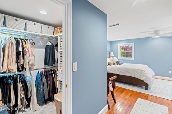 Bedroom, Interior, Recessed Lighting, Walk-in Closets, Wood Texture Flooring