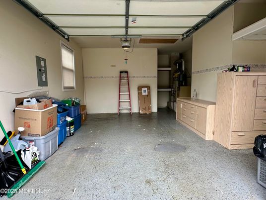Garage, Interior