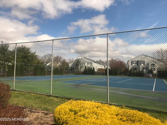 Exterior, Tennis Courts
