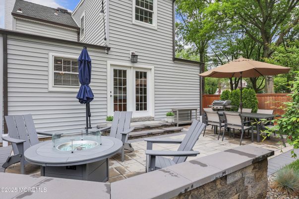 Exterior, Hot Tub