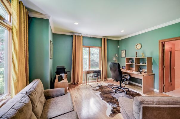 Home Office, Interior, Recessed Lighting, Wood Texture Flooring
