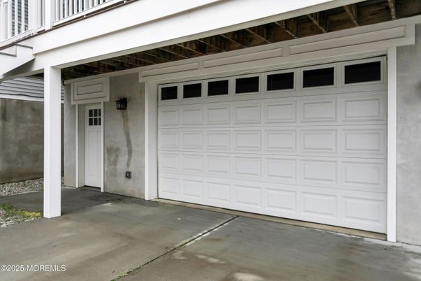 Detached Garage, Exterior
