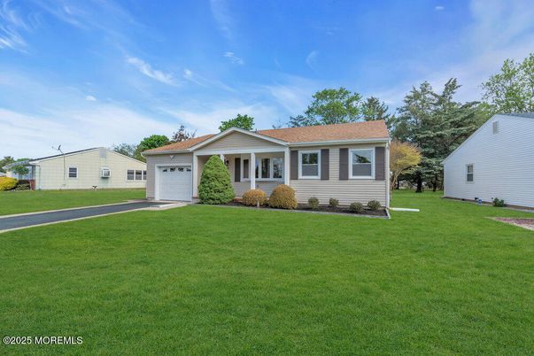 Attached, Backyard, Exterior, Facade, Ranch