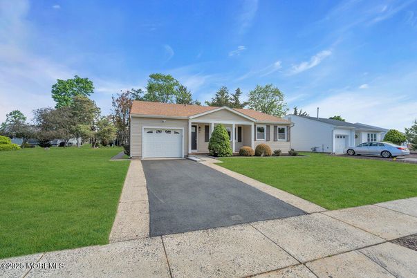 Attached, Backyard, Exterior, Facade, Ranch