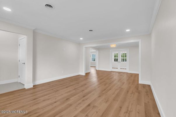 Empty room, Interior, Recessed Lighting, Wood Texture Flooring