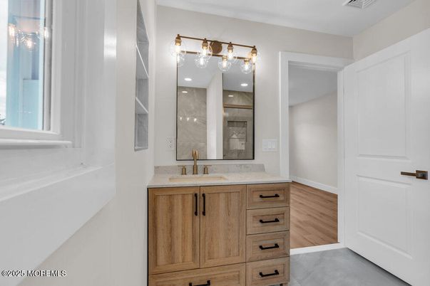 Bathroom, Interior, Wood Texture Flooring