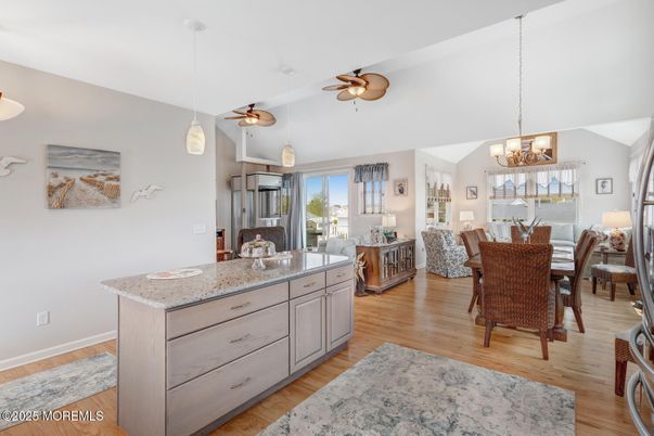 Chandelier, Dining room, Interior, Living room, Pendant Lights, Wood Texture Flooring