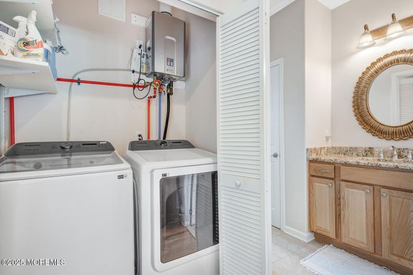 Interior, Utility Closets, Washer