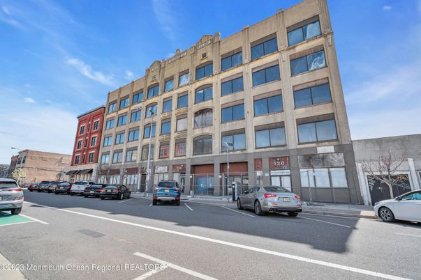 Exterior, Facade, Condo Building