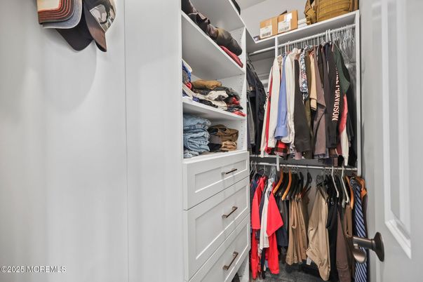 Interior, Walk-in Closets