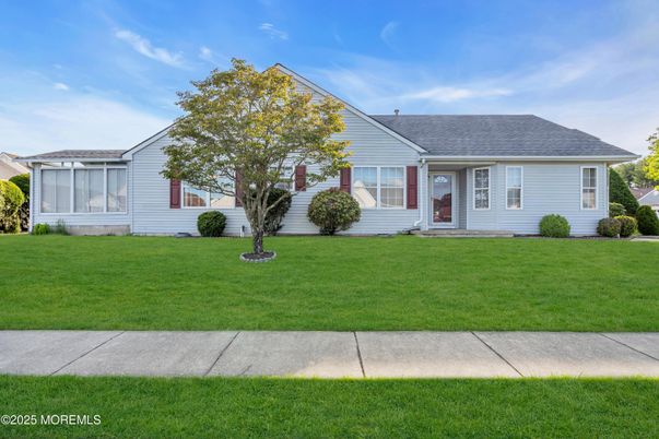 Exterior, Facade, Cape Cod