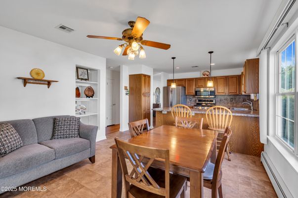 Dining room, Interior, Kitchen, Pendant Lights, Stainless Steel Appliances